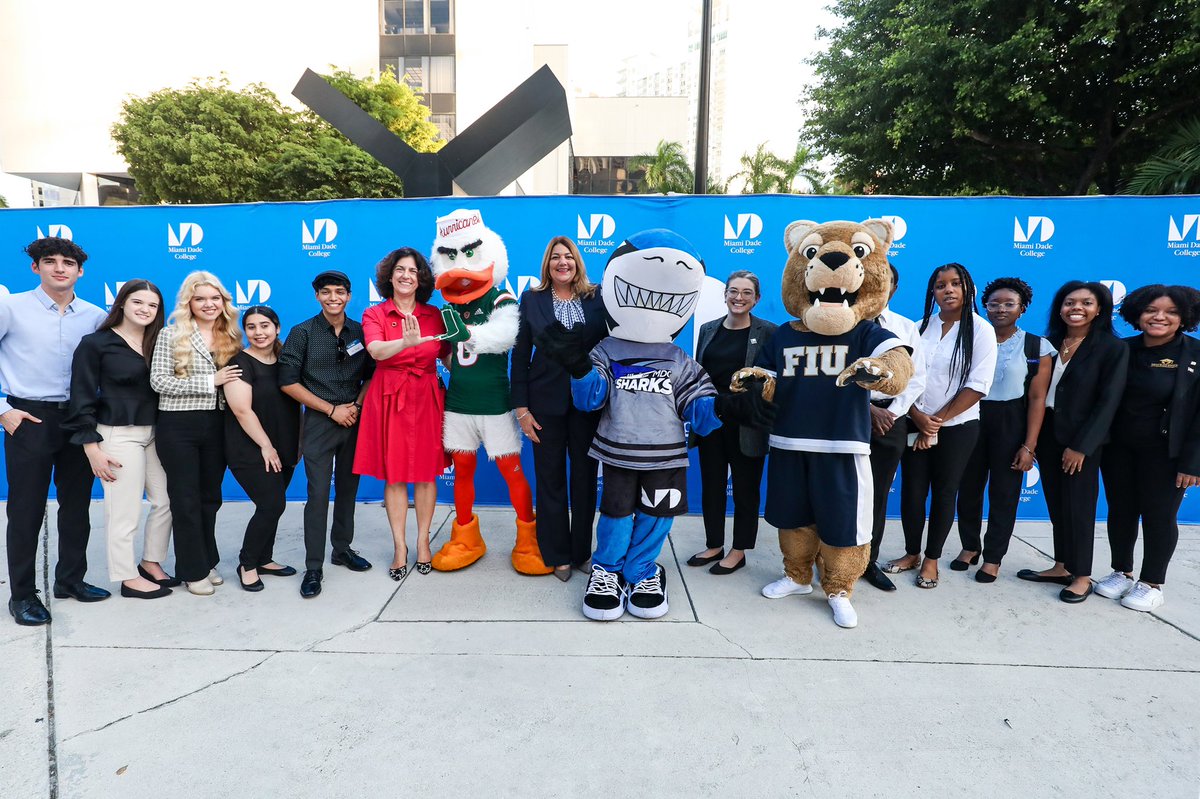 mdcpresident's tweet photo. Talent is universal but opportunity is not! Proud day at MDC where we hosted the @VentureMiami Tech Hiring Fair — a pipeline where employers from across our community connected with local talent. Together we are fueling Miami’s tech ecosystem!
#MDCTech https://t.co/MQ1wCKmq5G