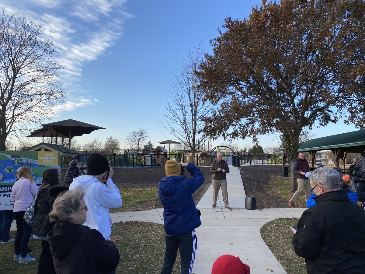 63bigcal's tweet photo. What a special day for @cityofbg, @RallyCap_BGSU, Wood County Plays - &amp; all the youth that get to enjoy this new #InclusivePlayground at Carter Park.Kudos to @pjhookman1 and @_Luke_Sims for their vision along with @Ryan_Wichman and the Team of volunteers that made this a reality! https://t.co/gWAhaSB3B8