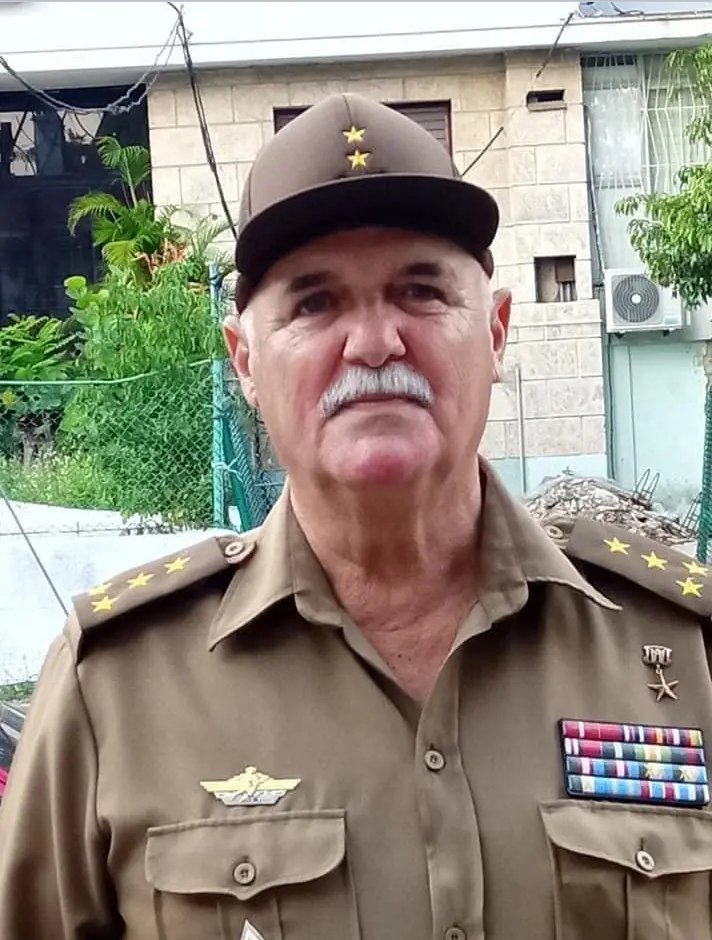 Felicitaciones al Héroe de la República de Cuba Orlando Cardoso Villavicencio por el muy merecido ascenso.