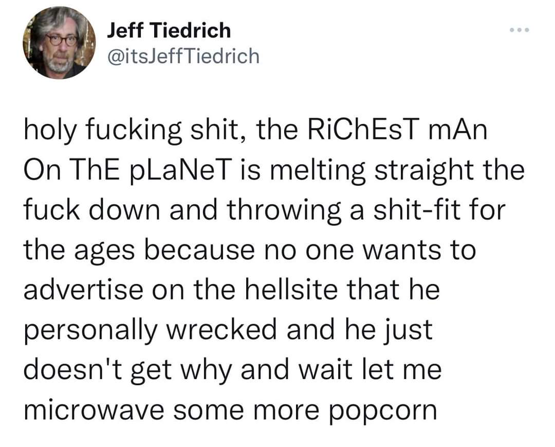 The Swaggerlies tweet media