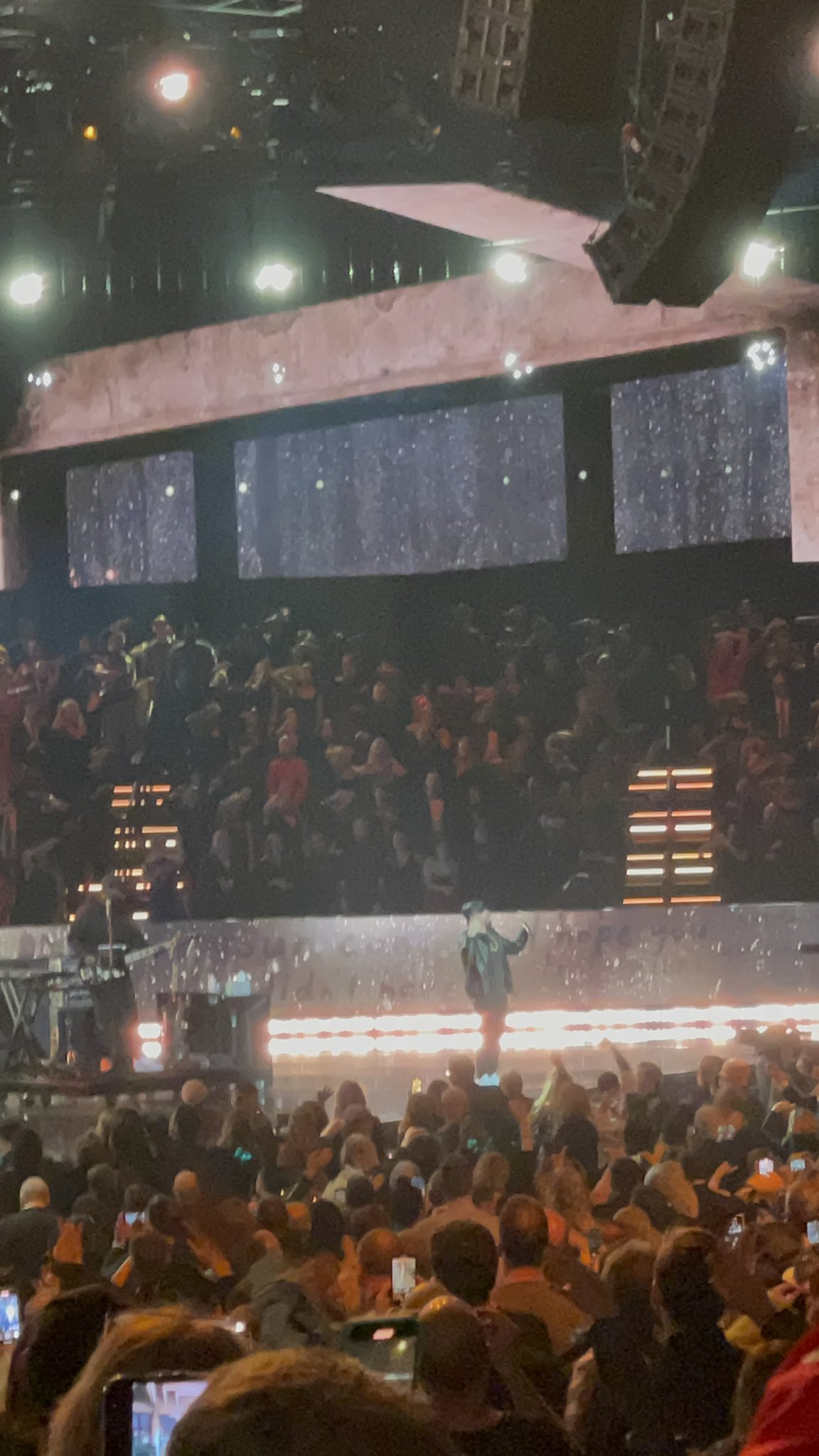 Zoe, the Bitch (Skit) on Twitter "It makes sense in the same year