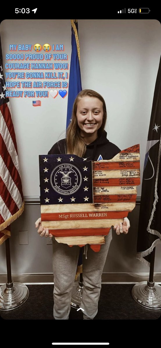 DoaneKelsey's tweet photo. One proud big sister 🥺❤️🤍💙  @hannahdoane02 https://t.co/PV4kgYllxc
