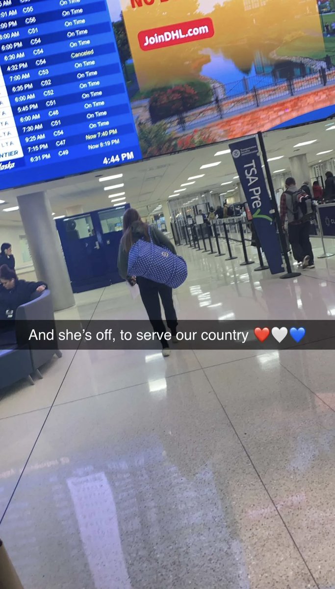 DoaneKelsey's tweet photo. One proud big sister 🥺❤️🤍💙  @hannahdoane02 https://t.co/PV4kgYllxc