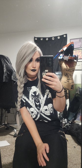 New shirt. https://t.co/OI2NaLaRfT<a href="/tag/spicy"class="tags"><span>#spicy</span></a><a href="/tag/of"class="tags"><span>#of</span></a><a href="/tag/helluvaboss"class="tags"><span>#helluvaboss</span></a><a href="/tag/loona"class="tags"><span>#loona</span></a><a href="/tag/helluvabossloona"class="tags"><span>#helluvabossloona</span></a>