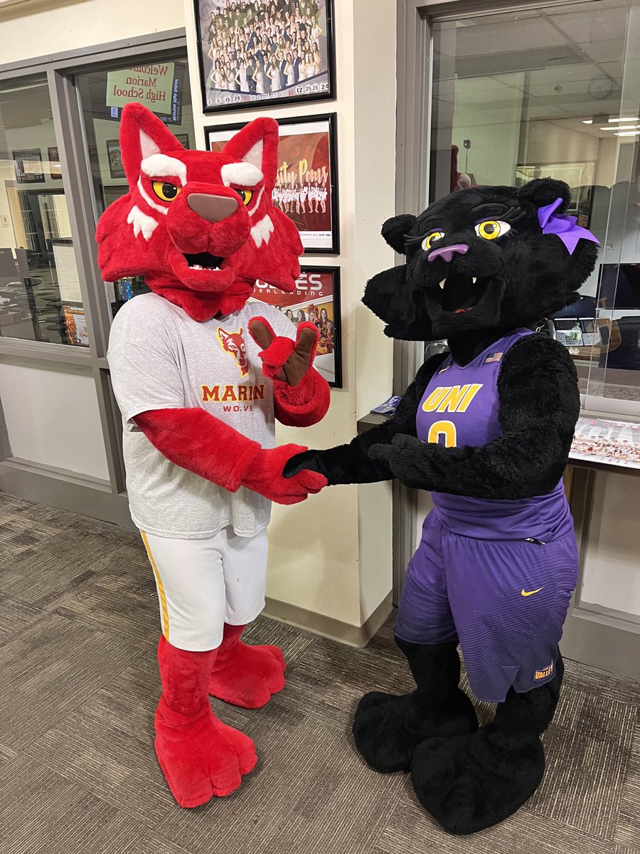Marion_Wolves's tweet photo. A match made in Heaven! @unitkpanther and Big Red! @UNIAthletics https://t.co/gIdU5H95co