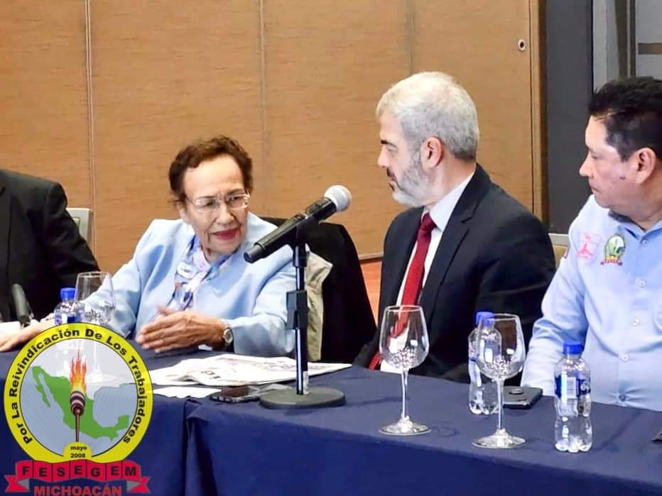 aguedagalicia's tweet photo. Reunión con Pedro Américo Furtado de Oliveira @pedroamerico13, Director de la OIT y miembros activos del #FESTEM para dar seguimiento a diversos temas y problemáticas de nuestras diversas organizaciones.
#somosFESEGEM
#MichoacánEsFESEGEM https://t.co/wi5GxOYmGC