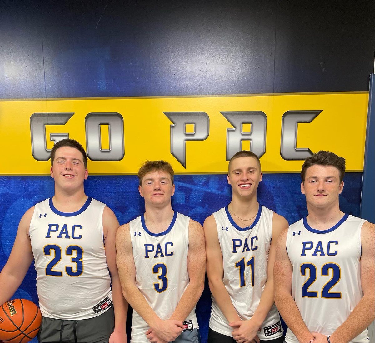 MahopacHoops's tweet photo. 🏀🏀Announcing our 4 2022-23 Captains!!🏀🏀

This team and program is in good hands!!

Jake Couzens- Sr
Joey Koch- Sr
Liam Dodd- Sr
Danny Koch- Jr https://t.co/cdGgzfe30r