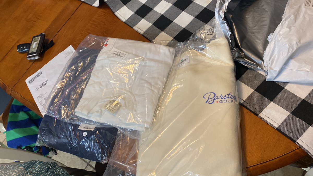 TrainD65's tweet photo. @ForePlayPod @RiggsBarstool @FrankieBorrelli @BarstoolTrent @Daniel_Rapaport  thanks for the expedited shipping boys https://t.co/e8kyR31WwR
