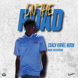 CoachV_Moon's tweet photo. Love being home in San Diego ! City full of ballers ! Looking for the next great class of Skyhawks! Iโll be here all week then western slope next week! #DaLew https://t.co/QHAR3Jly5s
