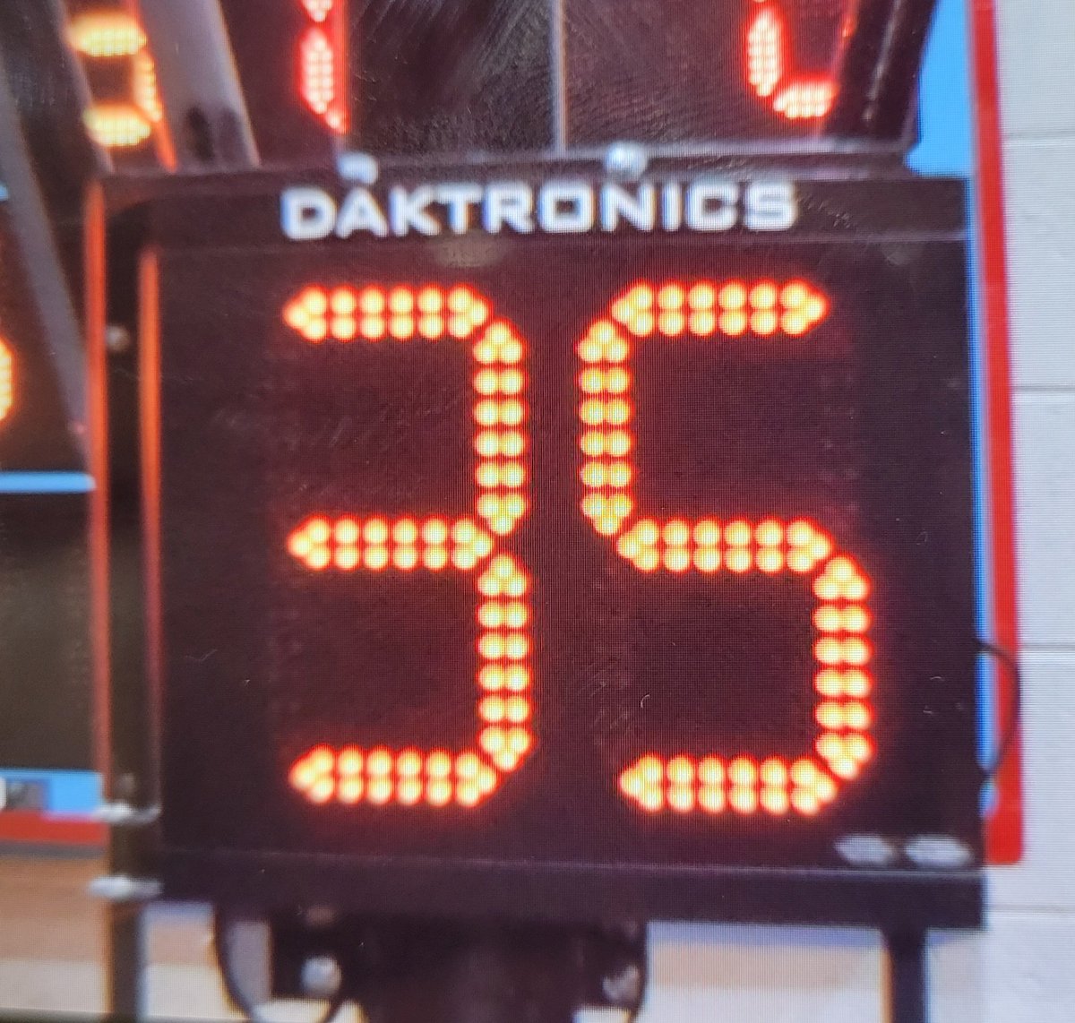 JACreativePhoto's tweet photo. #ShotClockEra #AboutTime #iahsbkb https://t.co/XHAiJmx3FO