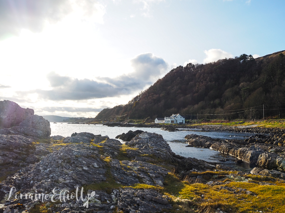 <a href="/NotQuiteNigella/">NotQuiteNigella</a>'s gorgeous summary of the #Causewaycoastalroute. 💚

"Known for its breathtaking scenery, cliff views and gorse covered valleys as well as wonderful food scene." 

Featuring <a href="/Food_NI/">Food NI</a> 

🔗://bit.ly/3AVKcqm