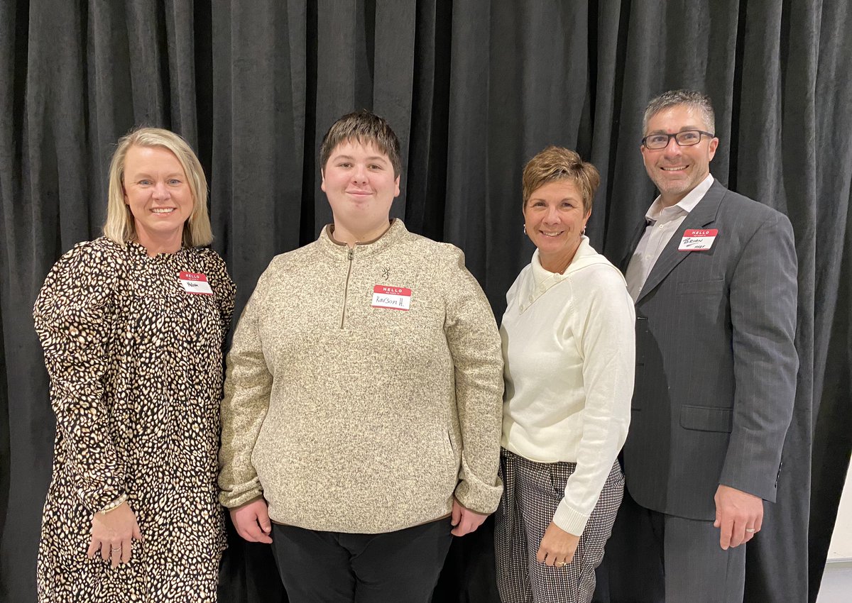 hhedfoundation's tweet photo. Members of the HHEF Board were honored to spend the evening @ the ACTS Graduation Dinner. We found our newest Board Members &amp; Celebrated so many Great Huskies as they found their new responsibilities!
Thanks @PurdueExtension for another great evening!
#WeAreHuskies
@HHSCSupt https://t.co/zbOHnkT6ks
