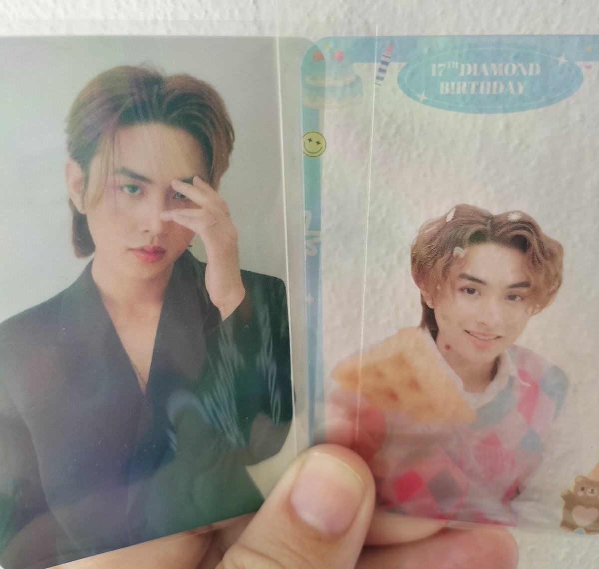 Apisara0811's tweet photo. ม่อนสูท ม่อนปวดหัวมาหาฉานแล้ว..คอมพรีสทางความคิดคิดไว้ในใจแง่ แต่แรกไม่ตั้งใจจะเอา อ่ะเก็บไว้หน่อย.. สมหวังแบบไม่กล้าหวัง..น่ารัก
#LAZ1 #diamondnrk_
#Happy17thDiamondBDAY https://t.co/q7mBxz0bz9