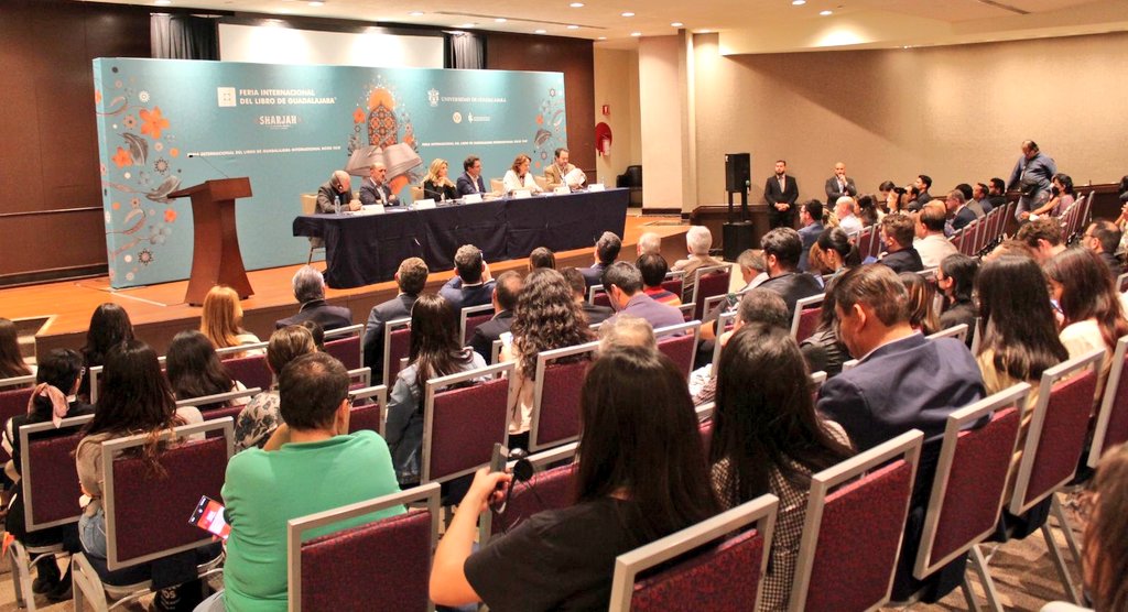 Martha Delgado (@marthadelgado) on Twitter photo Durante mi participación en el <a href="/FILencuentro/">FIL Encuentro de Gobierno y Sociedad Civil</a> #FILGuadalajara2022 pude compartir con las y los asistentes la misión de mayor importancia de mi carrera: utilizar todos los medios diplomáticos posibles para conseguir las vacunas contra la #Covid19. Durante mi participación en el <a href="/FILencuentro/">FIL Encuentro de Gobierno y Sociedad Civil</a> #FILGuadalajara2022 pude compartir con las y los asistentes la misión de mayor importancia de mi carrera: utilizar todos los medios diplomáticos posibles para conseguir las vacunas contra la #Covid19.