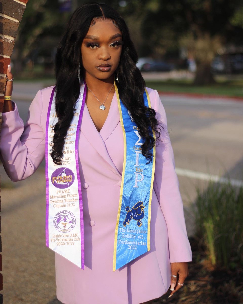 Philippians 4:13 I can do all things through Christ which strengthens me.

In 11 days I will be graduating from THE Prairie View A&amp;M University with my B.S in the College of Agriculture and Human Sciences minoring in Pre-Vet and Chemistry, I’ve earned this degree🎓💛💜