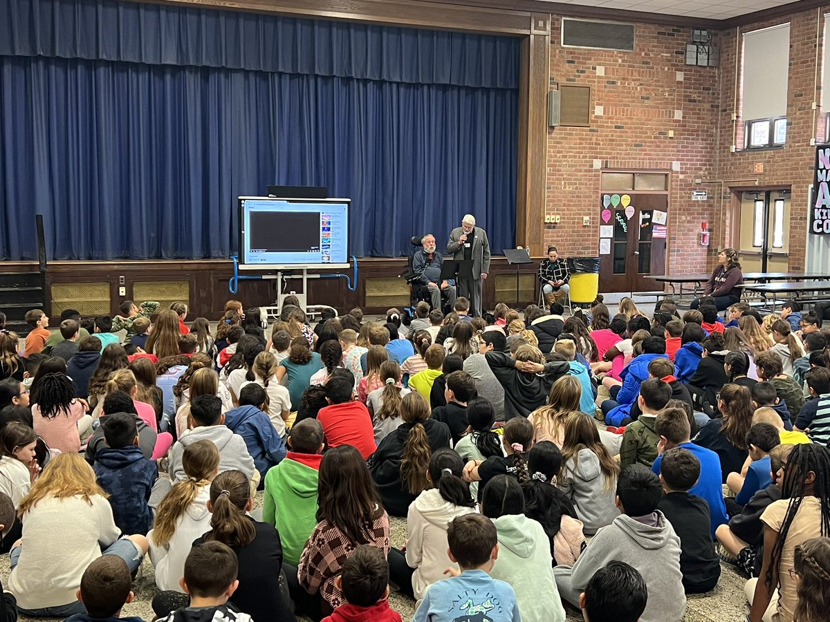 Gagliardi_BW's tweet photo. ALS Ride for Life Assembly at Bretton Woods. We are honored to be a part of this. We will never give up!! @Wild4Class5_4 @HPS_Eagles @dmurph88 https://t.co/SwWAwdywzN