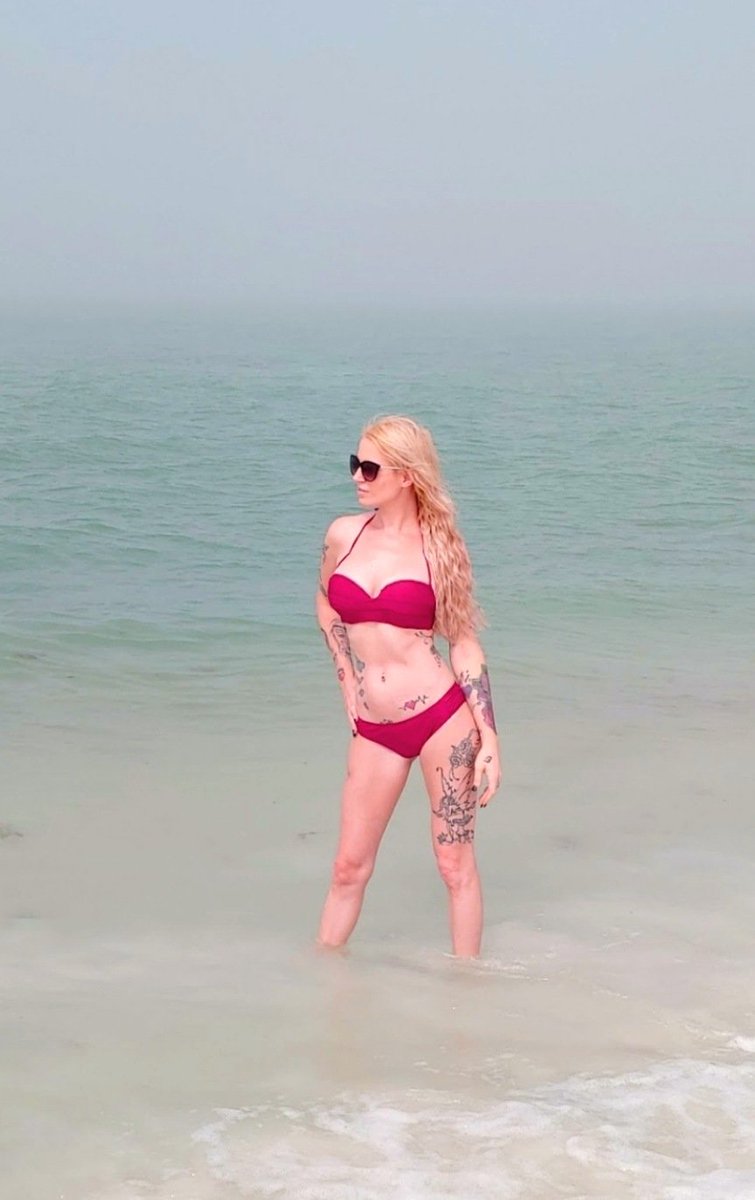 Foggy morning in the Gulf....... burned off and was a great beach day and photo shoot!!!💕🎶🎵💕🎶🎵🐠🐠🐠🐠🫂🫂💕💕
#inkedmodels #tattoomodel #inkedmag #post #swimsuit #stillwarminflorida #weekend #fabfitswim #victoriassecret #lovetatts #modeling