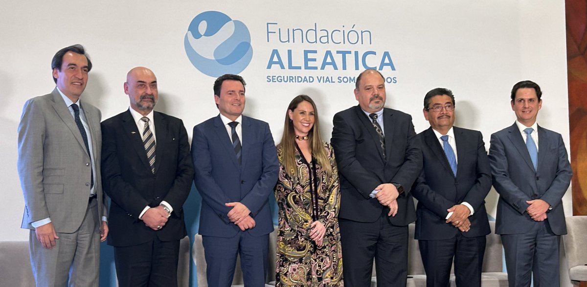 SANABRIAMAC's tweet photo. Buena noticias para la #seguridadvial con la presentación de la #fundacion @Aleatica_Mx que tendrá una agenda importante para la construcción de una cultura de seguridad vial! https://t.co/e4T6kSUWZ3