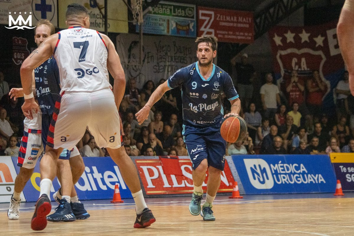 #LUB | 𝗙𝗜𝗡𝗔𝗟 𝗗𝗘𝗟 𝗣𝗔𝗥𝗧𝗜𝗗𝗢 

En partido válido por la novena fecha de la Liga Uruguaya de Básquetbol, el playero cayó por 83-75 ante Goes.

Volveremos a jugar el próximo viernes ante Larre Borges desde las 20:30 horas en el Canil.

#𝑺𝒊𝒆𝒎𝒑𝒓𝒆𝑴𝒂𝒍𝒗𝒊́𝒏
