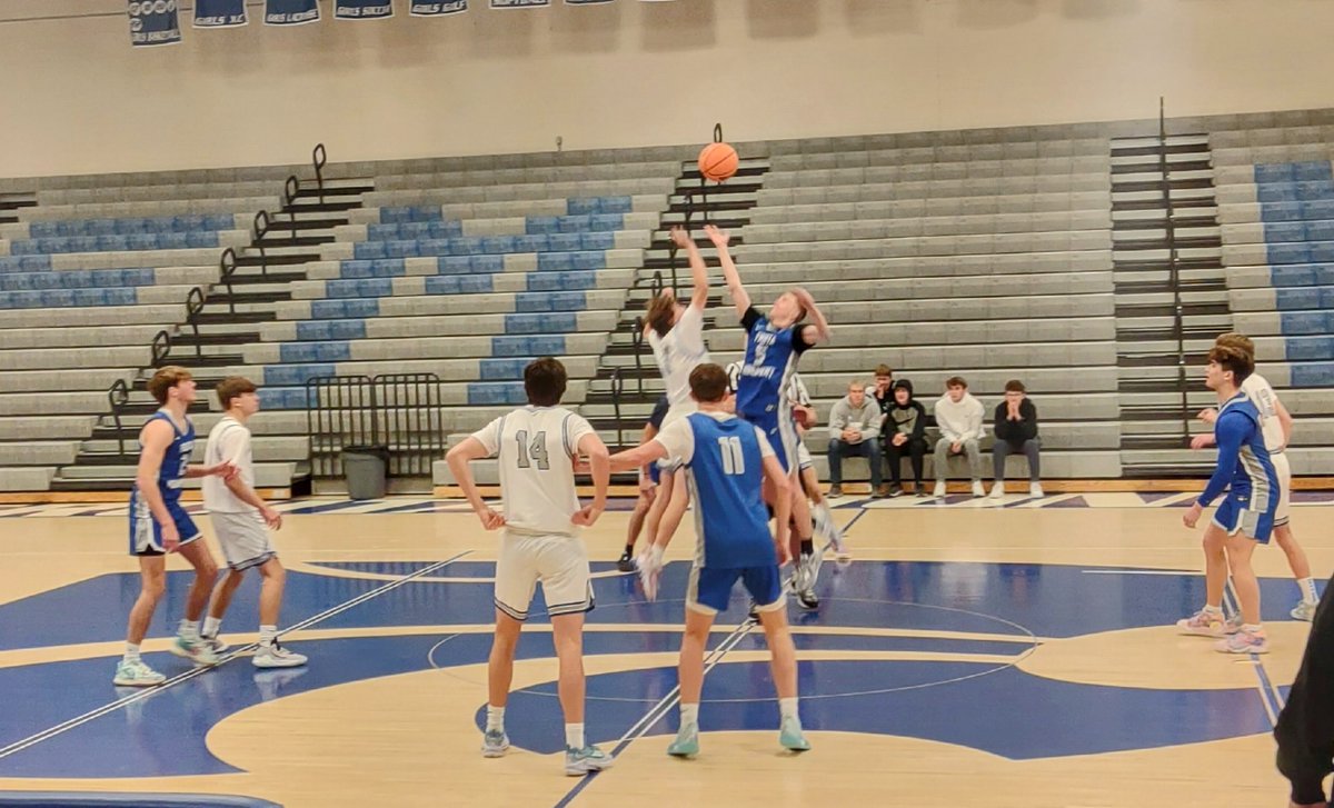 fruitamidquid's tweet photo. #FruitaHoops #BlueAndWhiteGame #WeAreFruita💙🤍 https://t.co/zQ5EV2miCb