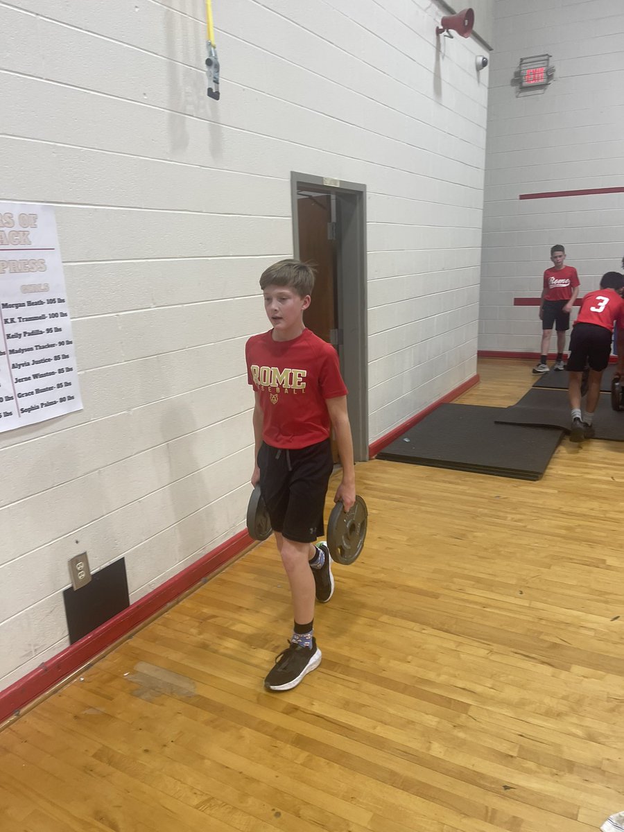 trevor_proc's tweet photo. Really proud of how our @RomeWolves Middle School Baseball team pushed themselves and each other through our first day of the Championship Challenge. Excited to get to work with this group and see what all these boys accomplish this year. Way to attack the day boys! #packfamily https://t.co/YP8ygGArKt