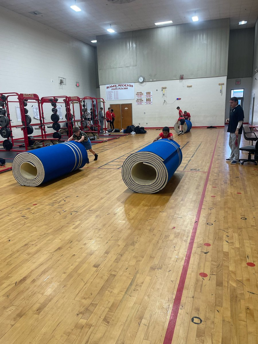 trevor_proc's tweet photo. Really proud of how our @RomeWolves Middle School Baseball team pushed themselves and each other through our first day of the Championship Challenge. Excited to get to work with this group and see what all these boys accomplish this year. Way to attack the day boys! #packfamily https://t.co/YP8ygGArKt
