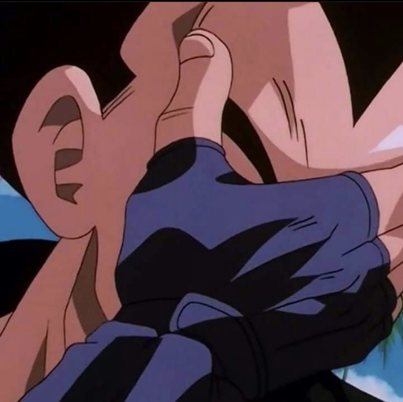 BlvckBulmaa's tweet photo. Every Dragonball fan right now: https://t.co/av6ua0XA68