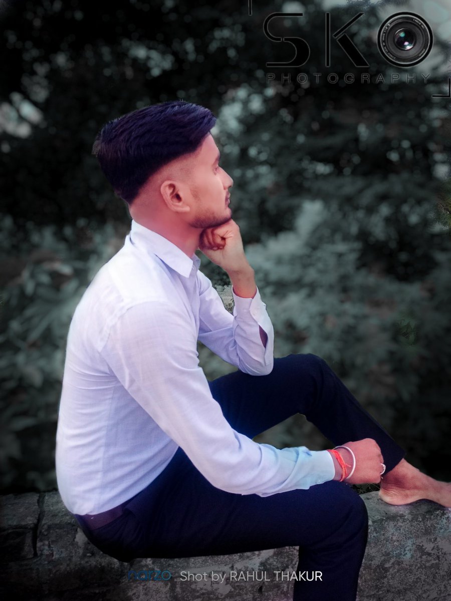 SunilGuptapd's tweet photo. Not Everyone deserves to know the real you.
 Let them criticize who they think you are. https://t.co/BGRVQNDG0H