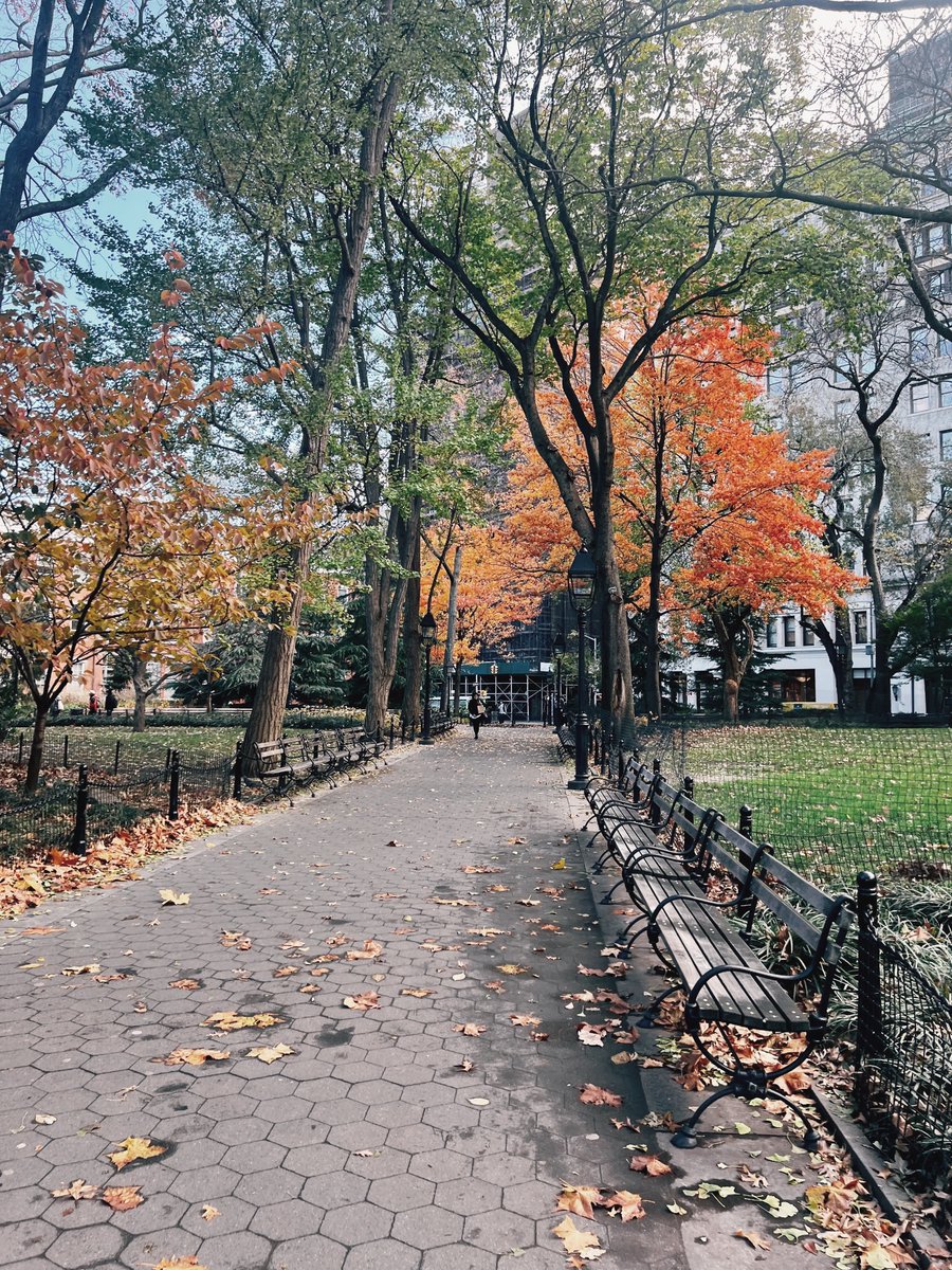 mrjeremyblaze's tweet photo. The last few days I’ve been spending some time with our New York clients. Nice to finally meet some people we’ve formed such good relationships with over the last couple of years. Travel is back folks! ✈️🗽 https://t.co/Usdva5dbEs