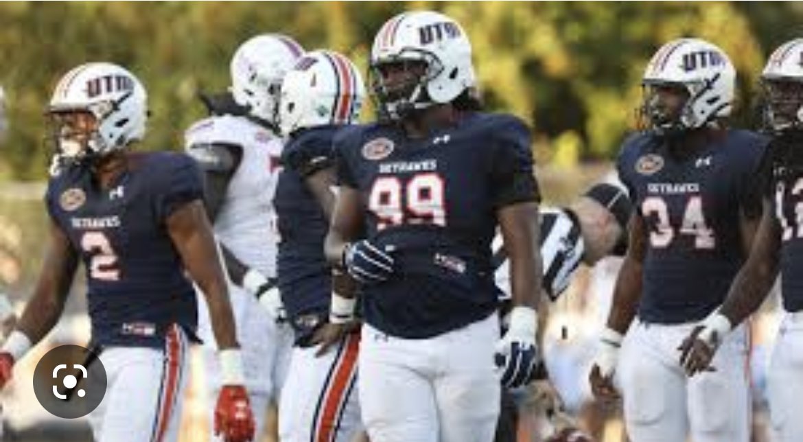 AmariW_11's tweet photo. After a great conversation with coach @Coach_Jay53 I’m blessed to receive an offer from UT Martin! @FullColl_FB @JuCoFootballACE @JUCOFFrenzy @coachphilaustin @CoachGMCampbell @drobin8585 https://t.co/SmLZAqqTN5
