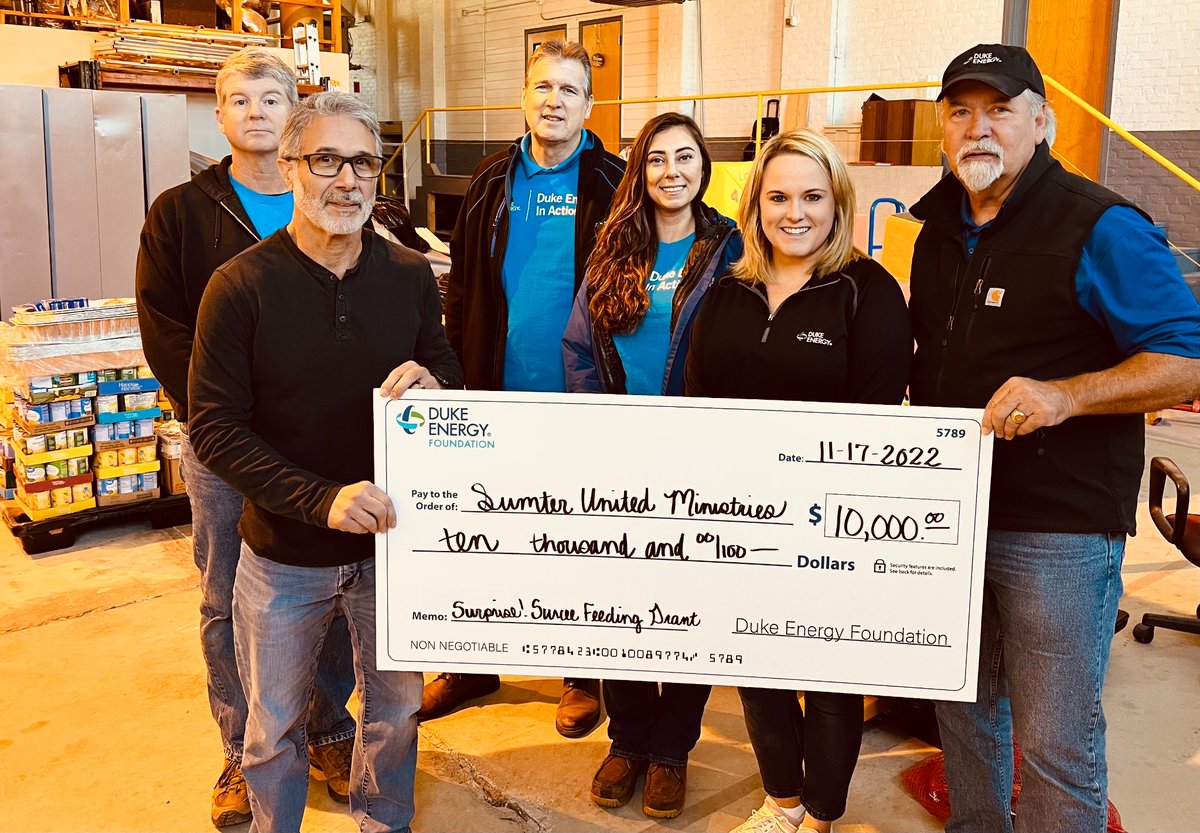 DukeEnergySC's tweet photo. So proud of the @DukeEnergy South Carolina team on this #GivingTuesday as we close out a fantastic initiative to fight hunger in our state. Trying to keep up with their #surcee grant tweets today was hard but I hope we highlighted the great work these nonprofits do every day. https://t.co/FX6zOg0V5F