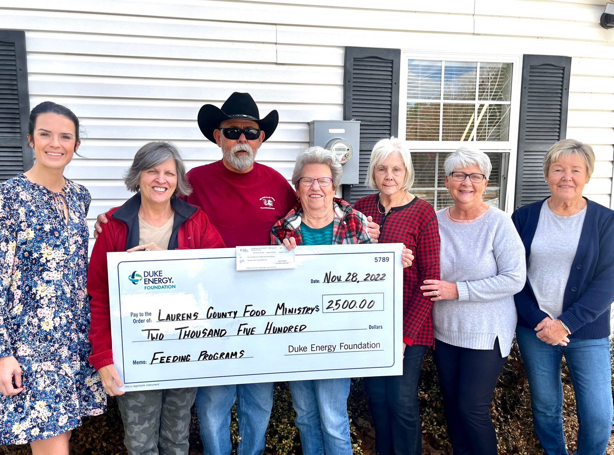 So proud of the <a href="/DukeEnergy/">Duke Energy</a> South Carolina team on this #GivingTuesday as we close out a fantastic initiative to fight hunger in our state. Trying to keep up with their #surcee grant tweets today was hard but I hope we highlighted the great work these nonprofits do every day.