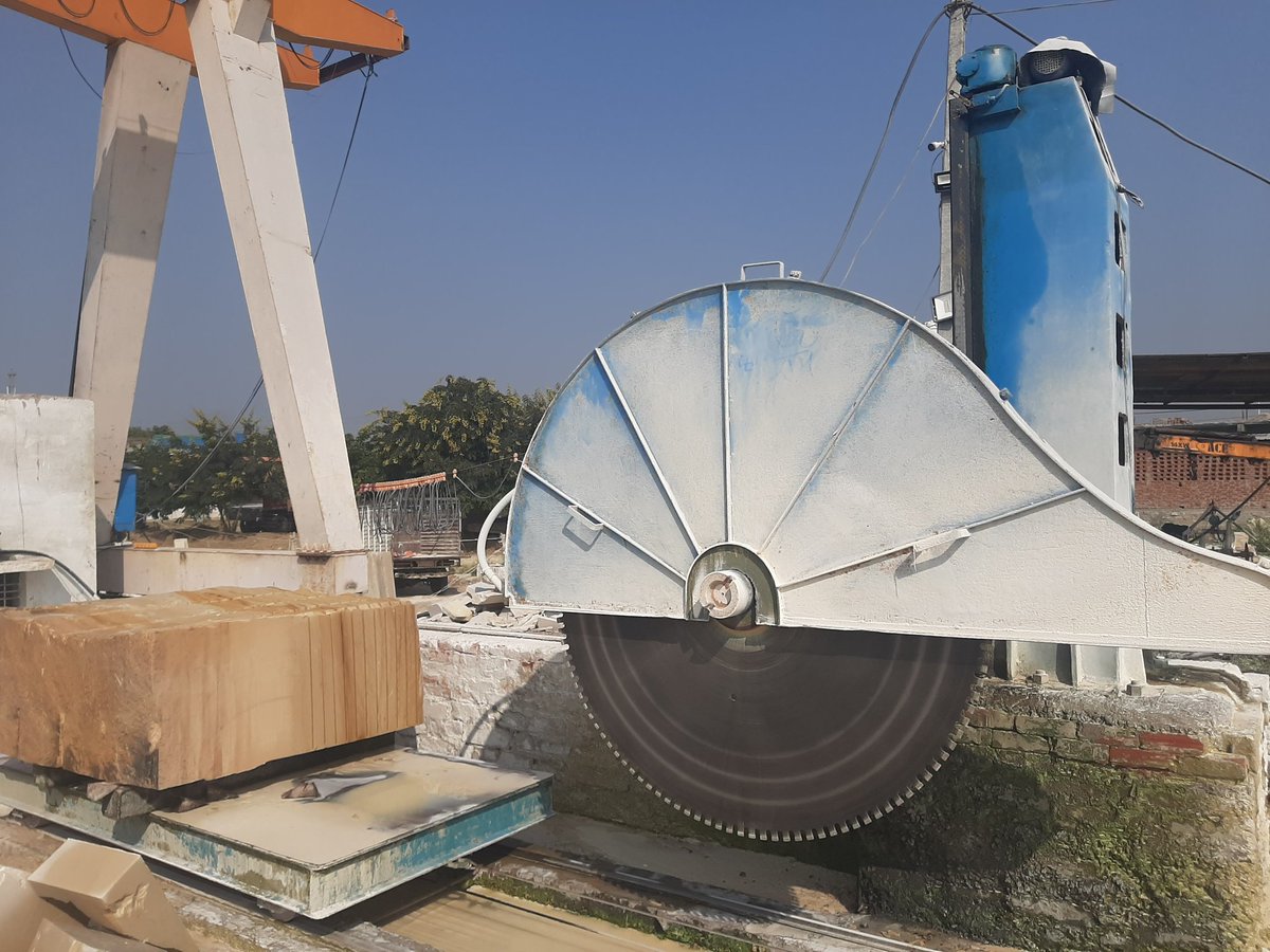 EmanateSolution's tweet photo. Hello to All from my Ground Zero।
#naturalstone #sandstone #indiansandstone #whitemint #HSN25162000 #usenaturalstone https://t.co/spXRkRzW0t