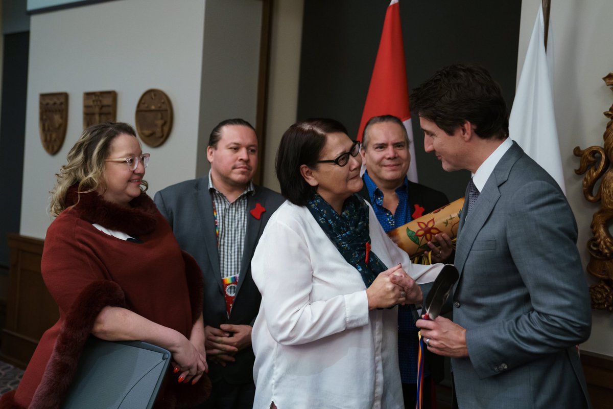 JustinTrudeau's tweet photo. Spoke with @ChiefRoseAnne and the @AFN_Updates Executive Committee about diverse national and regional priorities – and the concrete steps we can take, together as partners, to strengthen our relationship with First Nations in Canada. We will continue this important work. https://t.co/qAwmLjjaSh