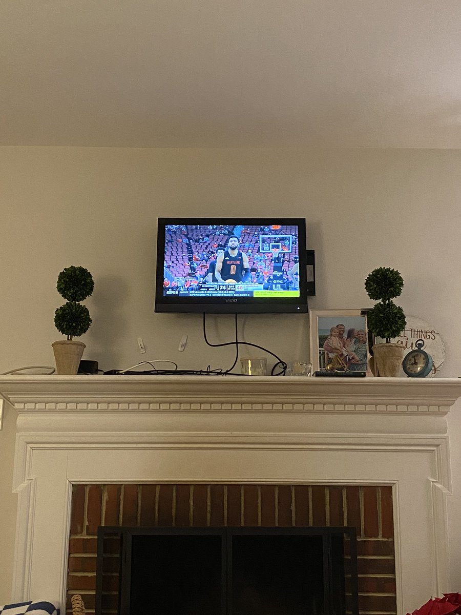 JPFinlayNBCS's tweet image. Got home from fairly long/crappy day. Got kids down. Ready to watch Terps game. Hear loud pop from back of tv. Still I pushed forward.