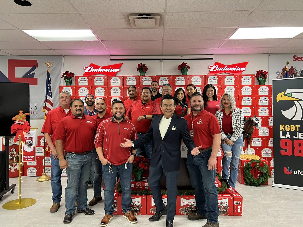 lnfdistributors's tweet photo. The 2022 @mcallenparade is coming to the South Pole of Texas this Saturday‼️❄️

Hosted by @mariolopezviva with special guests from the Dallas Cowboys franchise and #ParadeMarshal @raulbrindis from El Show de Raul Brindis on @KGBTLaJefa985 📻🎶

Tickets 👉 https://t.co/BHb1vSDbzM https://t.co/5mQjOShxVE