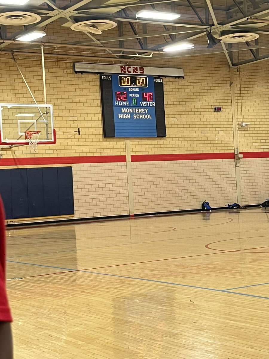 DarronMoore16's tweet photo. Another great win tonight against friendship 82-40 5-0 stat line 10 points 8 rebounds 5 assists Great win plainsmen way to lead @Quarren12 https://t.co/1Szxr0R4MO