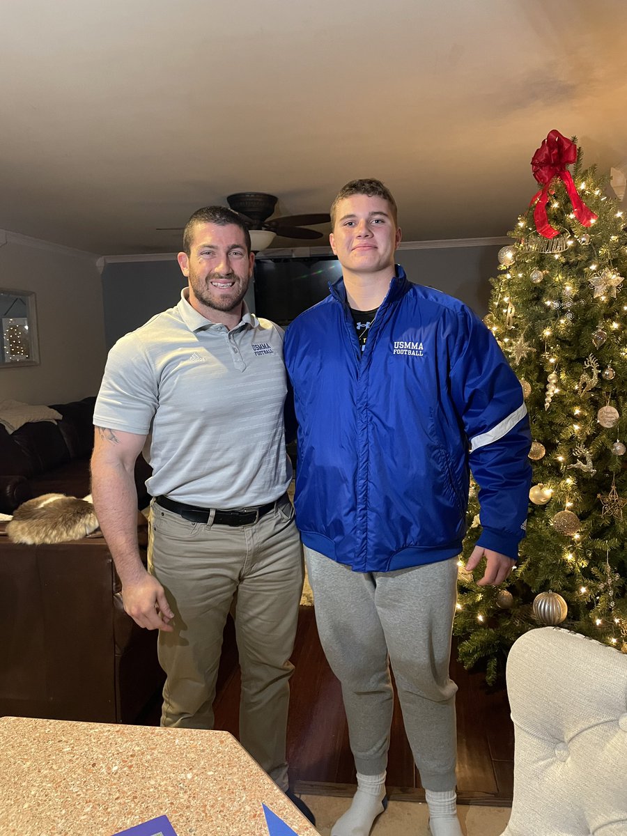 jordan_b53's tweet photo. Thank you @Scala39 for visiting my family and I yesterday.  Loved talking about the Academy! https://t.co/q6ZqYswGWx