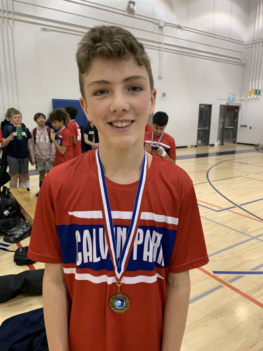 TylerJHands's tweet photo. The dreaded (proud) Dad picture of a Comet Champ. Awesome work team! ⁦@CalvinPark_LDSB⁩ https://t.co/8eKsW7gFrQ