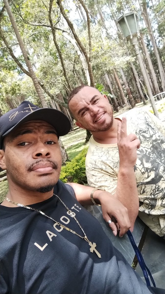 leojf93's tweet photo. Rolezinho de hj , boas risadas 🤗
#meuBest #Buiu https://t.co/dLQXP4Ax3B
