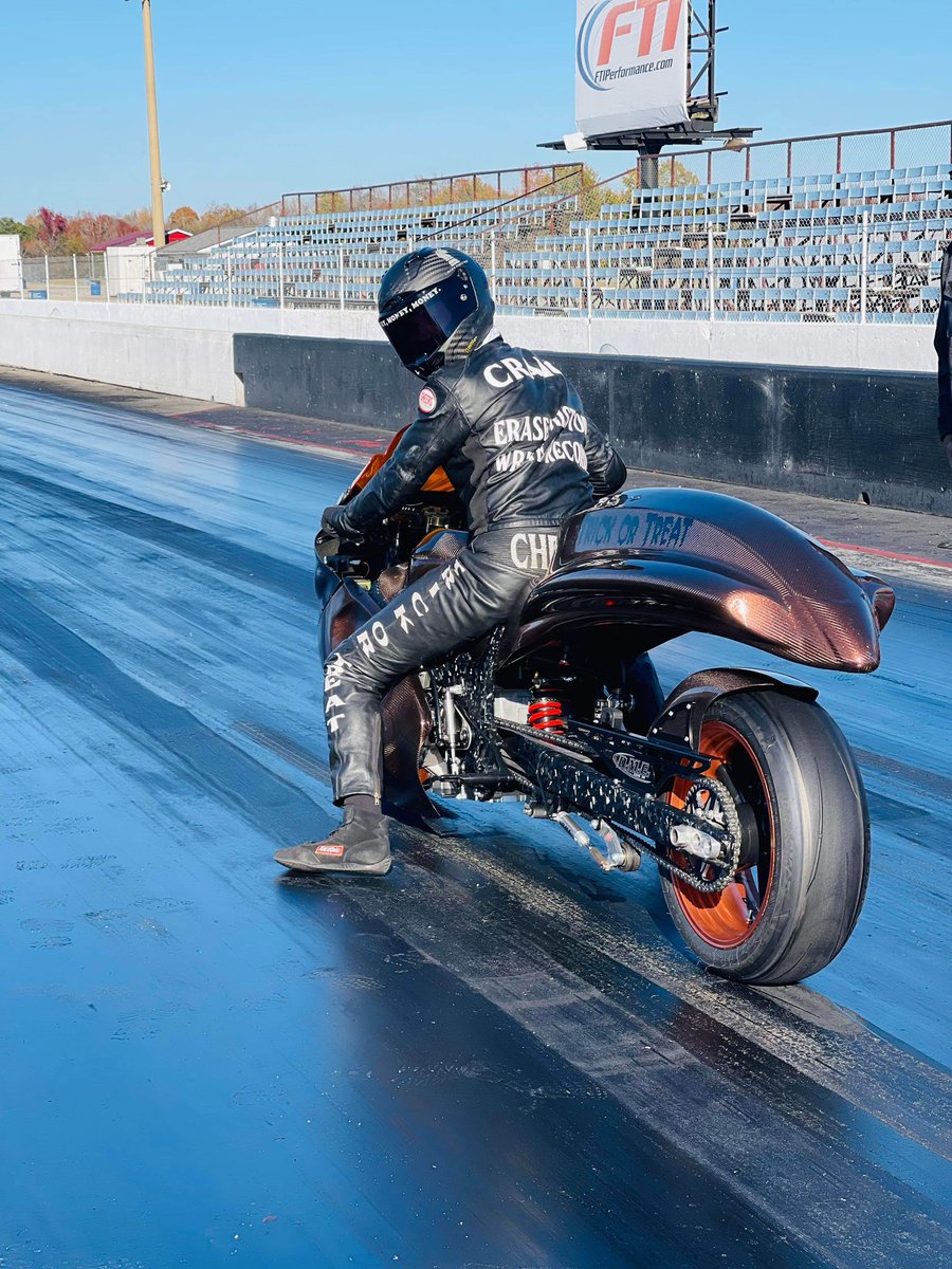 chasecraig007's tweet photo. When you look back in the water box to see all the people that was calling you out on Facebook nervous because they didn’t know you was coming to private testing.😮‍💨 https://t.co/Ilylqlen5s