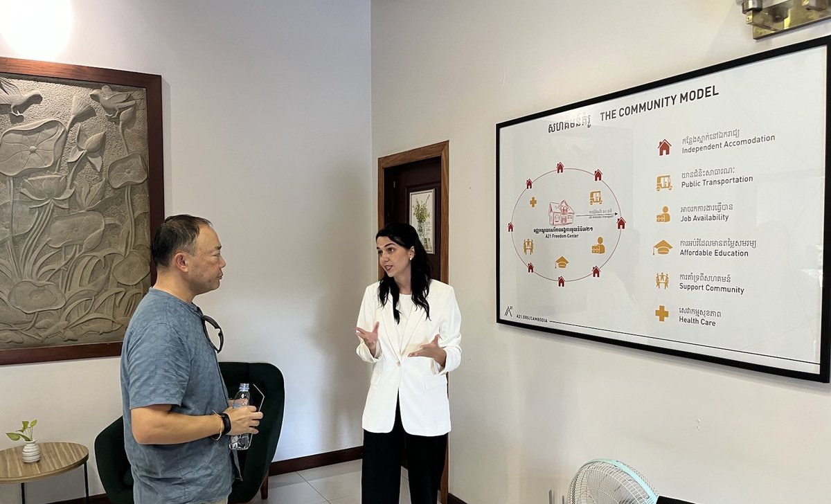 AusEmbPP's tweet photo. Enjoyed meeting the committed staff of @A21 here in Siem Reap yesterday. We work closely with this NGO and @AusFedPolice on protection of child trafficking victims, including training of police on interviewing and investigation techniques 🙏🏽 https://t.co/SErzlGaJqy