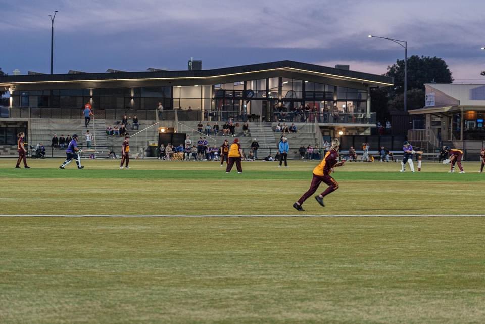 nestlescc's tweet photo. Our senior women’s team the Factory 🔥 we’re under lights last Friday night at our home ground the Reid Oval got the W 🏏👏🏼 https://t.co/MMBbzPaM53