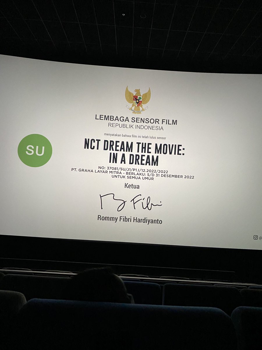 dowverlubamhyun's tweet photo. 💚💚💚💚💚💚💚
Thank you sijeuni yg sudah bagi2 freebies✨🥰
 #NCTDREAMTHEMOVIEInADREAM
#NCTDREAMTHEMOVIE https://t.co/3FUZjpgUuB