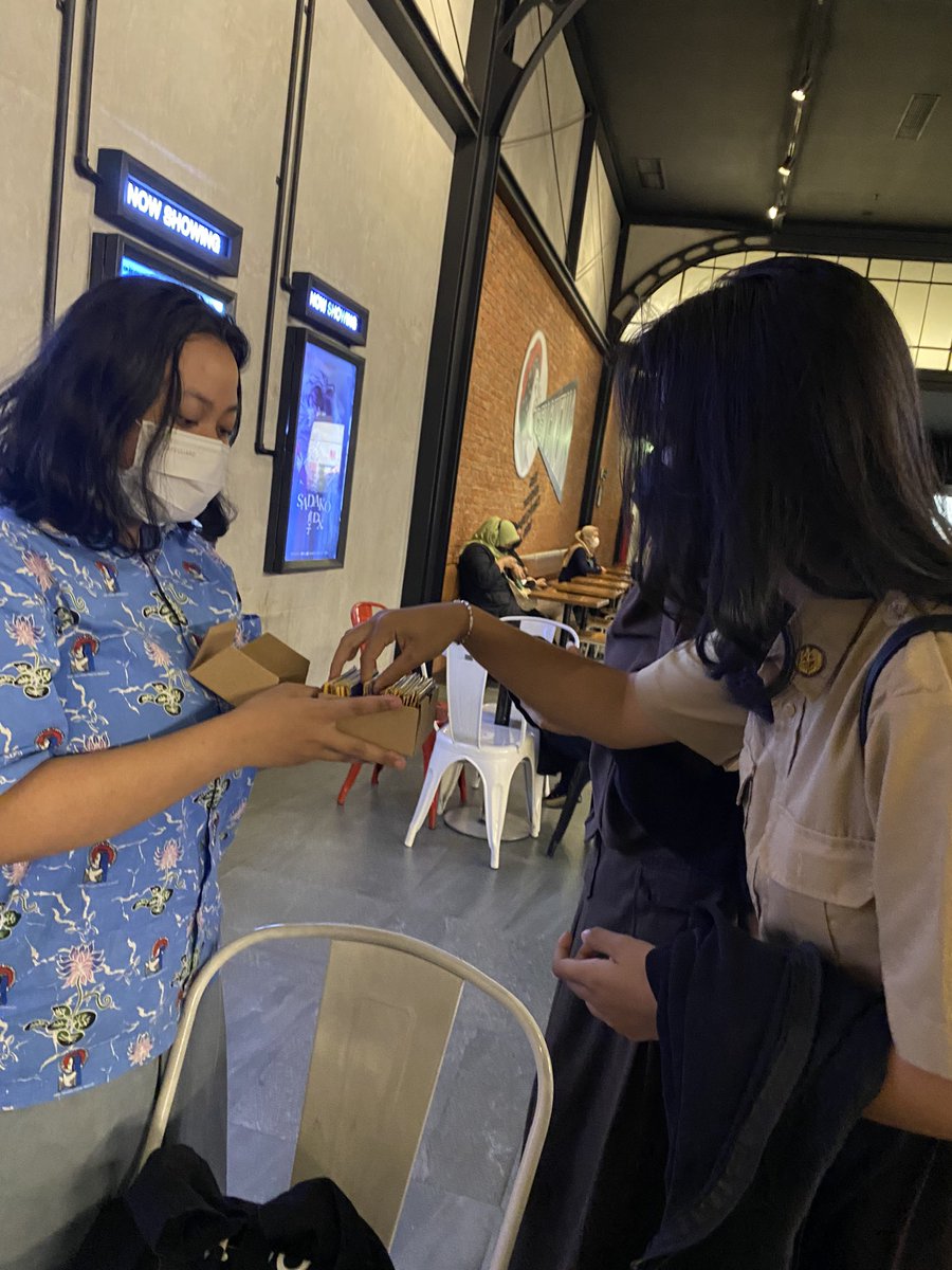 dowverlubamhyun's tweet photo. 💚💚💚💚💚💚💚
Thank you sijeuni yg sudah bagi2 freebies✨🥰
 #NCTDREAMTHEMOVIEInADREAM
#NCTDREAMTHEMOVIE https://t.co/3FUZjpgUuB