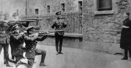 IrishRevolutio2's tweet photo. Remembering The Free State Executions Of November 30th 1922.

Volunteers Joseph Spooner, Patrick Farrelly and John Murphy were arrested near Oriel House at the top of Westland Row, Dublin.

Oriel House was the headquarters of the Free State 'Criminal Inv… https://t.co/gohISPD1mm https://t.co/lg1BMEccLm