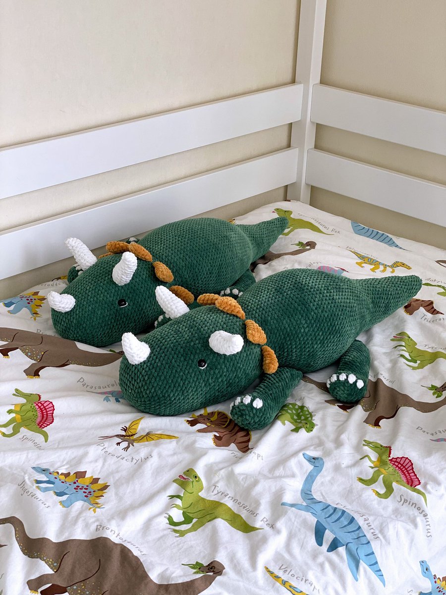 KamburMarina's tweet image. One is good, but two is better🦖🦖
Plush Dinosaurs for my children❤️
Pattern is here ravelry.com/patterns/libra…
Or here etsy.com/shop/Enjoytoys…
#plushpattern
#plushdino
#crochetpattern
#amigurumipattern
#plushtoy
#crochetplush
#plush
#crochetpillow
#crochetdinosaur
#bigplushdinosaur