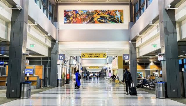 A Dominican man has been charged with illegally reentering the United States after deportation. Jonathan Alcequiez-Sanchez, 35, was charged with one count of unlawful reentry of a deported alien. 
#Caribbean #Dominican #USA

Read more: thecaribbeanalert.com/dominican-man-…