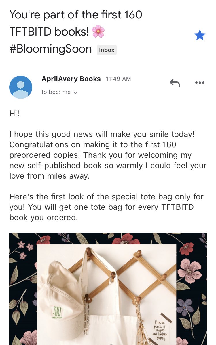 seek_errr's tweet photo. Panis yung ‘good morning’ ng bebe niyo sa GOOD MORNING NI MISS @breatheapril and @lovesAprilAvery 😭💚

Yung sobrang worth it na ng #TFTBITD idagdag pa yung sobrang gorjaaaas na totebag and freebies 😭 SOLIDIERS SPOILED MASYADO KAY MISS A 🥹✨
#BloomingSoon https://t.co/wz20ThAYaW