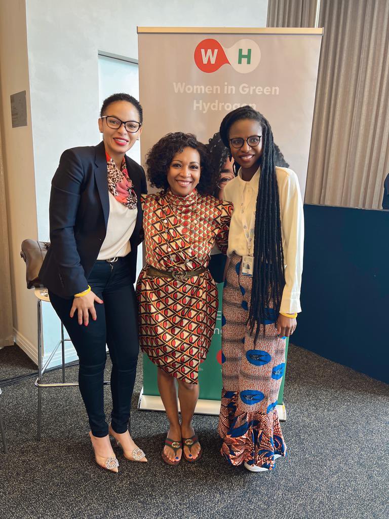 Surrounded by wonderful, hardworking and inspiring women at the Women In Green Hydrogen Breakfast in Cape Town this morning 😃.

#greenhydrogen #womenleaders #womeninenergy #inspiringwomen